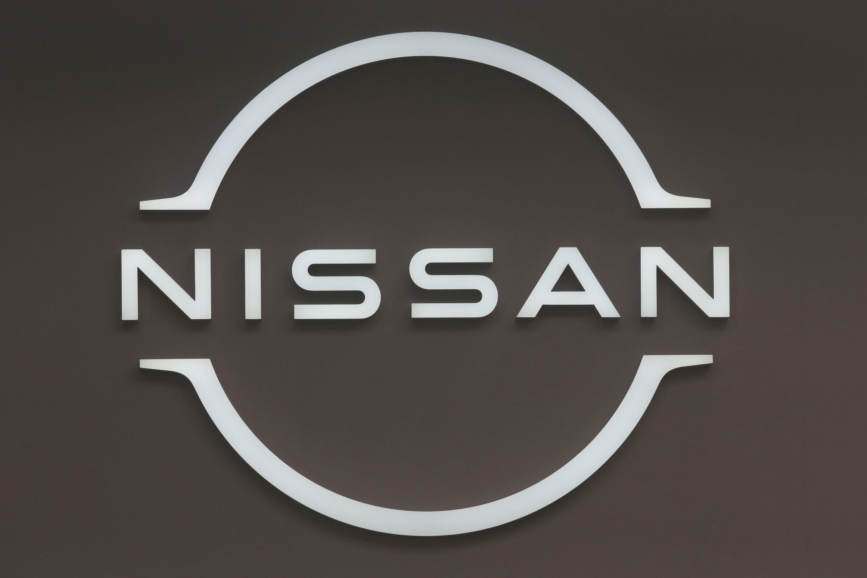 Nissan to export China-developed EVs to global markets